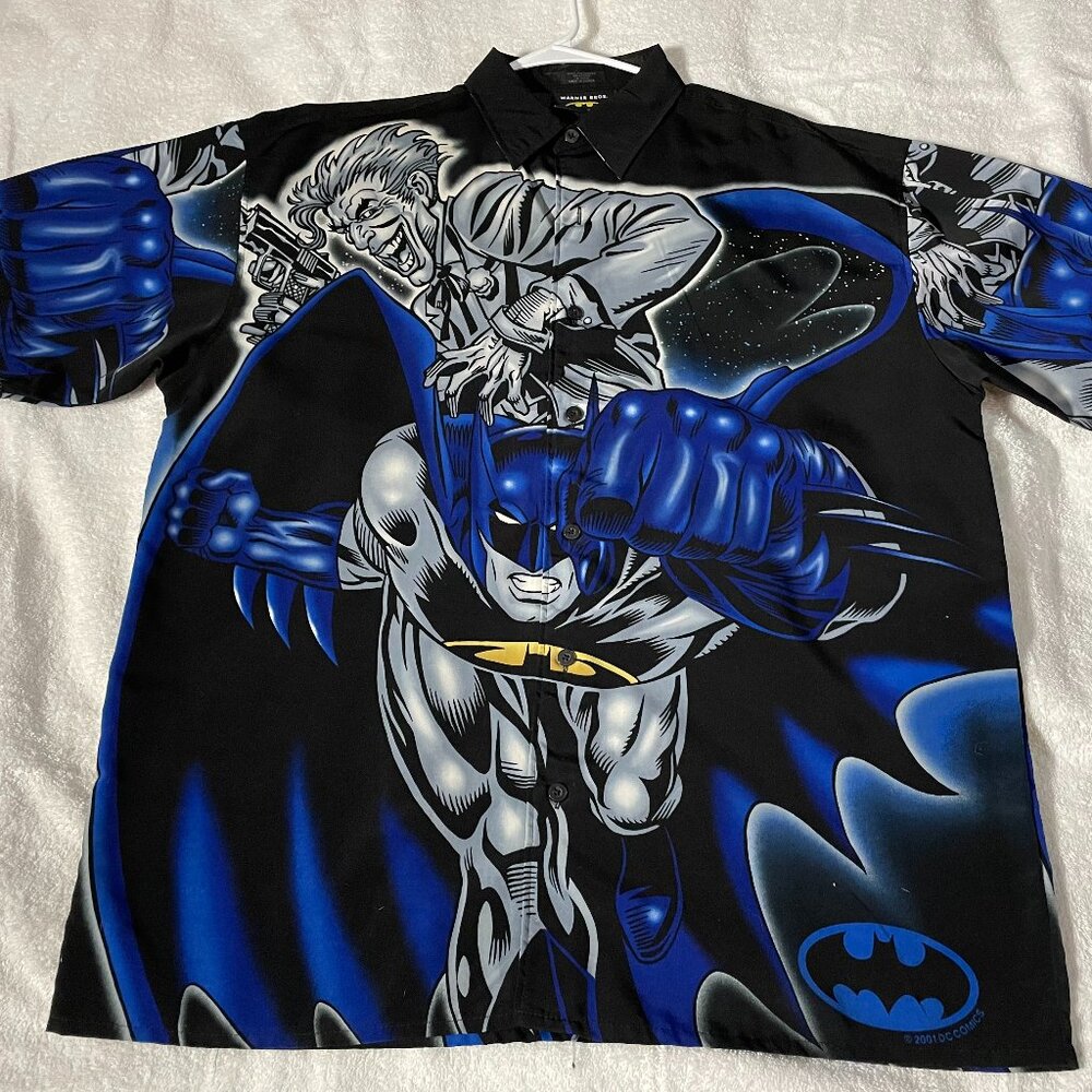 Men's Large (L) Warner Bros Batman Vs Joker All Over Print Club button down